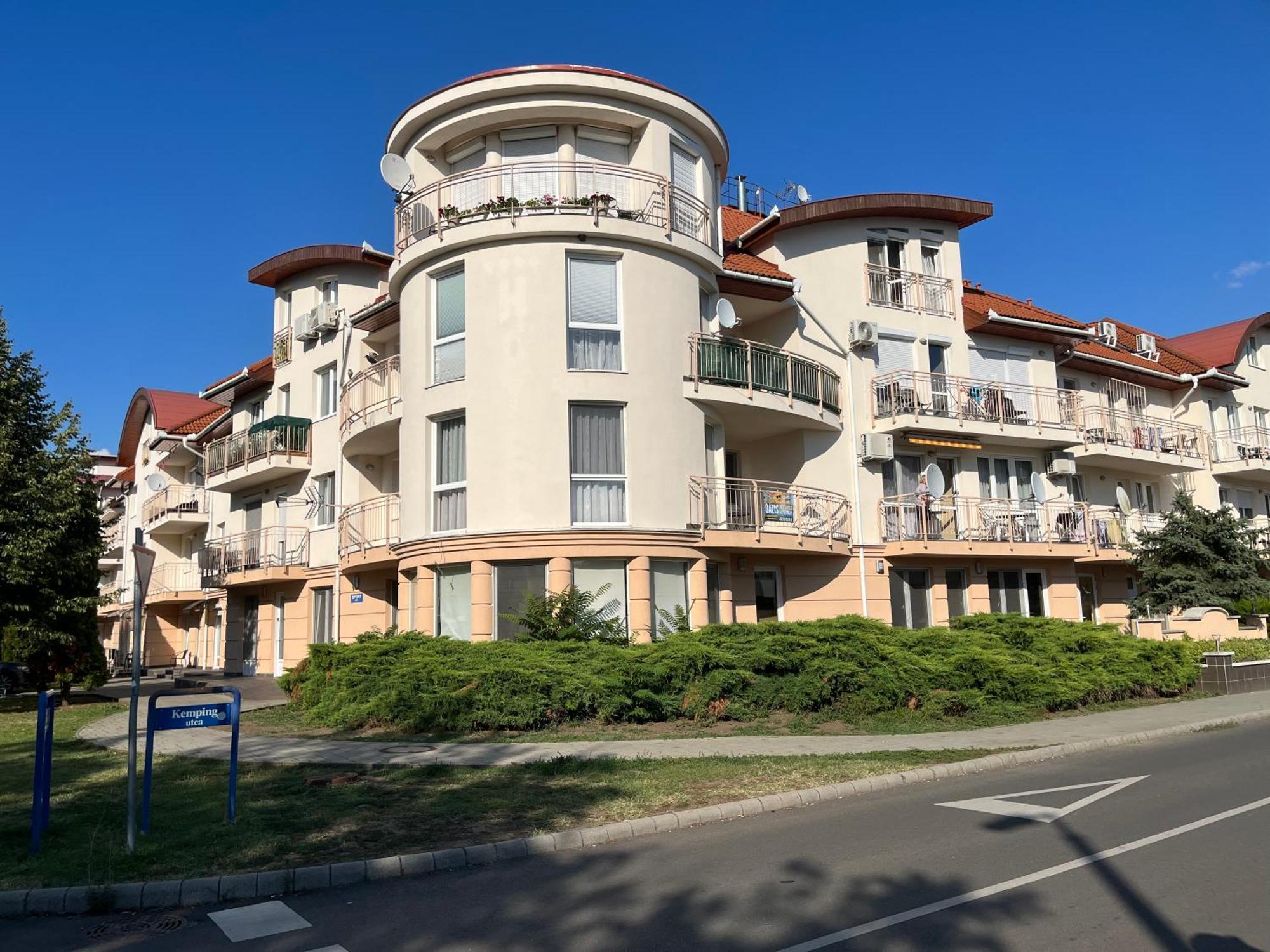Hajdúszoboszló Brookforest Apartman المظهر الخارجي الصورة