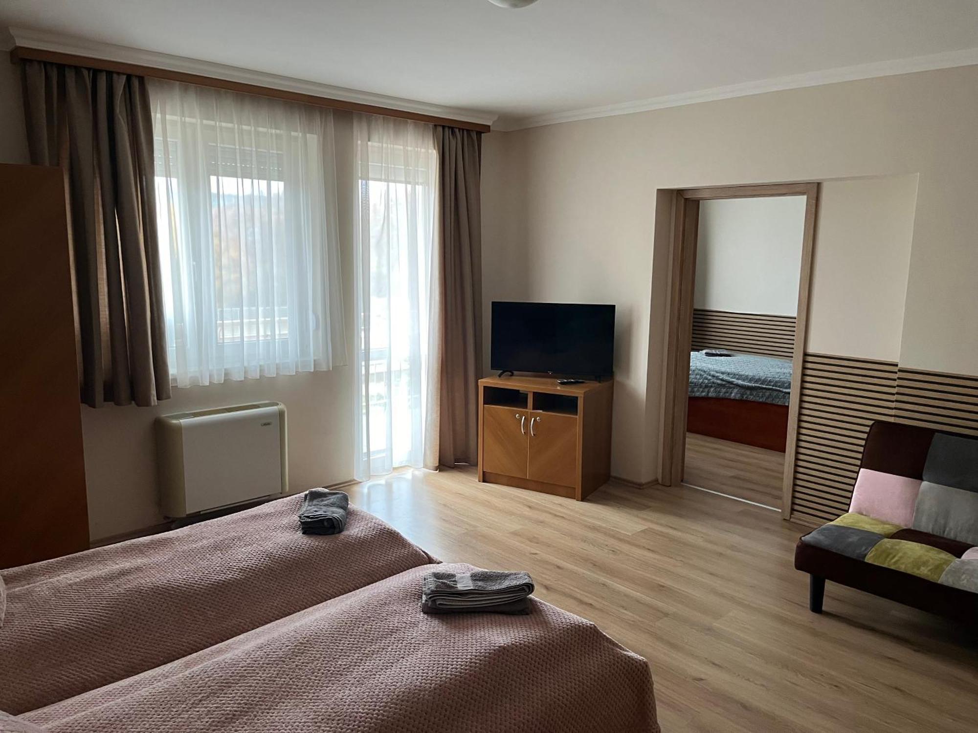 Hajdúszoboszló Brookforest Apartman المظهر الخارجي الصورة